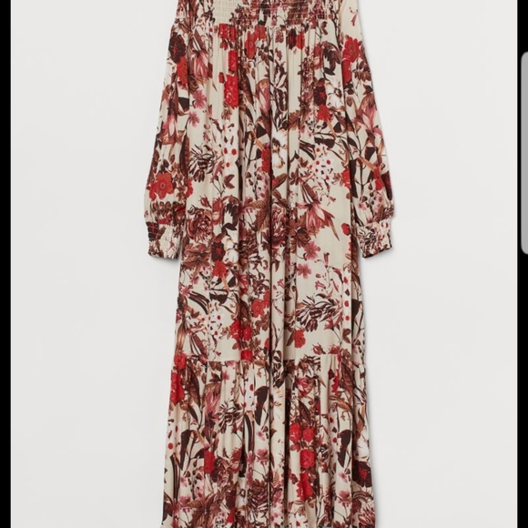 H&M dress with a stand up collar - Picture 3 of 4